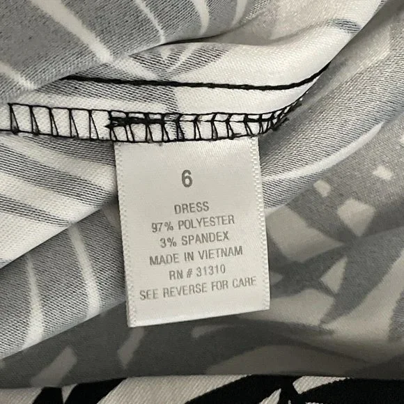 Dressbarn Womans Shift Dress Black White Zip Floral Career Church Size 6 - Picture 6 of 7